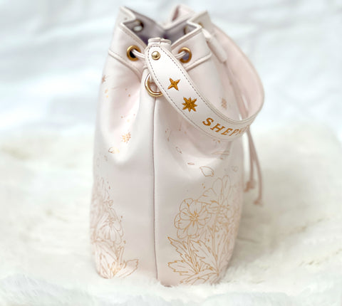 Heartbloom Bucket Bag: Emissary White